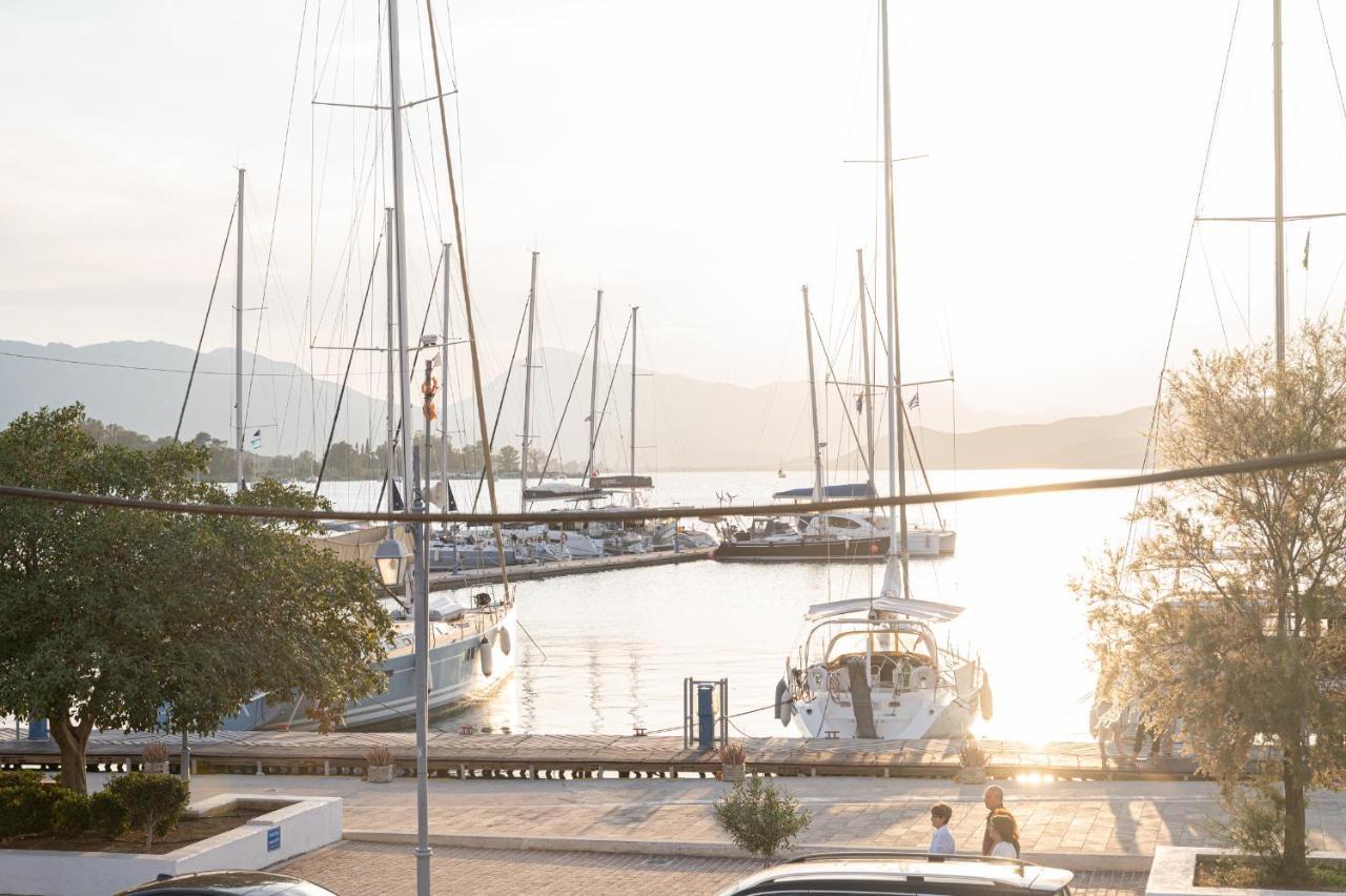 The White Rose Apartment Poros Town ภายนอก รูปภาพ